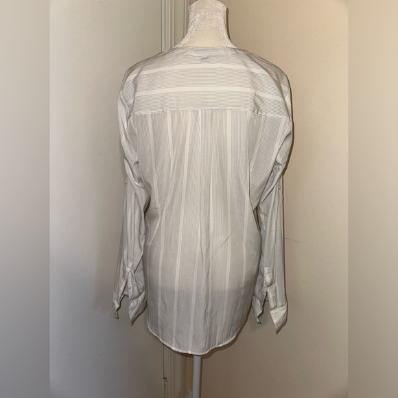 Women’s Express Blouse, White & Gray Stripe, Size Medium - Picture 2 of 5
